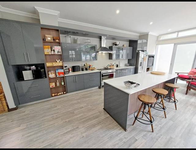 3 BEDROOM PROPERTY TO RENT IN BROOKLYN